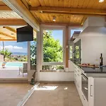 Panoramic Leisure Retreat בית נופש *