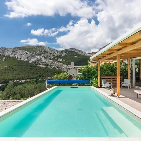 Panoramic Leisure Retreat * Klis